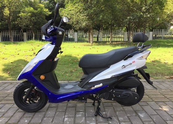 China Professional Street Legal Gas Scooters Low Emission Convenient Plastic Body Shell supplier