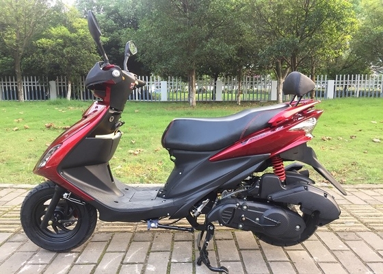 China High Max Speed 4 Stroke Gas Scooter 130 Mm Ground Clearance Long Life supplier